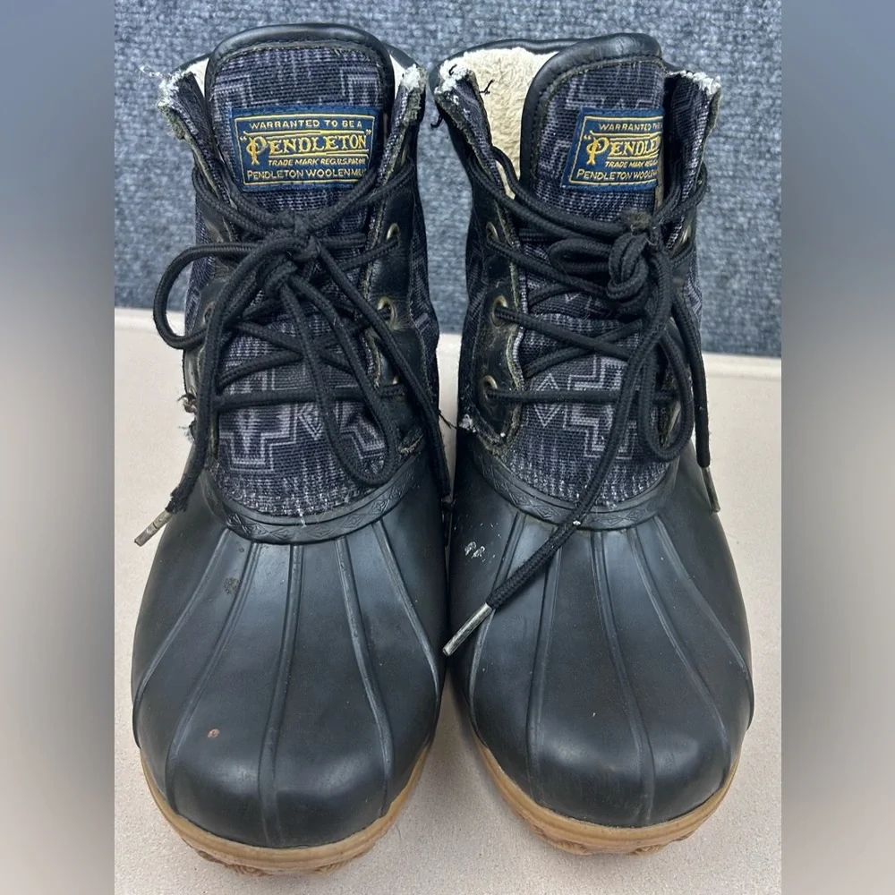 Pendleton Heritage Women’s Duck Boots Western Print Size 6
